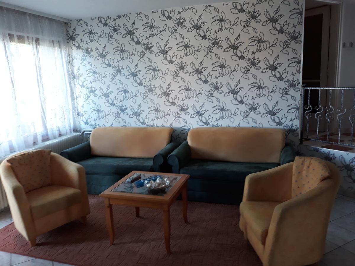 Rozsa Apartman Lenti Exterior photo